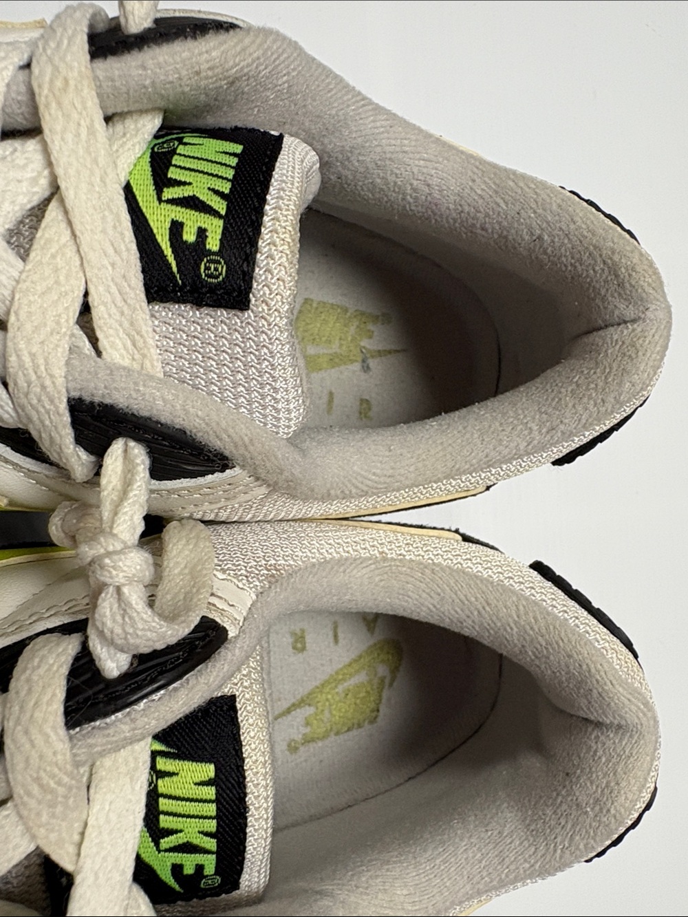 Nike Air Max 90 White Black Neon Lime Accent Sneakers - Picture 7 of 8